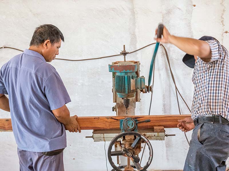 浠水楼梯地板柜门的油漆修复-11